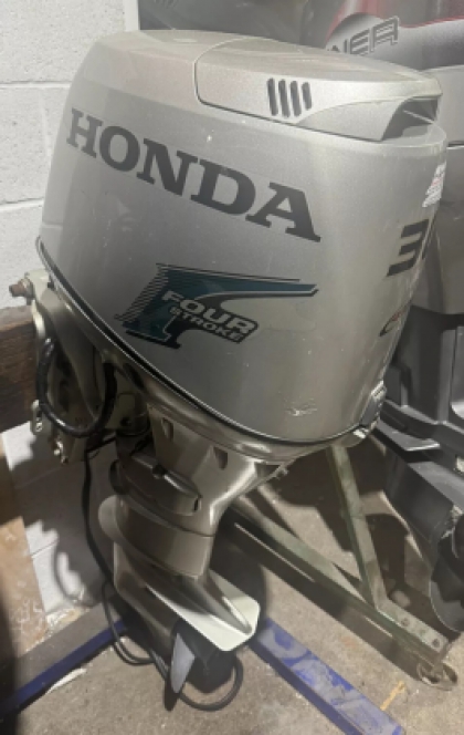 2008 HONDA 30HP Long Shaft Power Trim 4 Stroke BF30D Outboard Fully Serviced with Remotes image